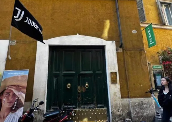 Spacious Modern Loft Steps From Trevi Fountain Appartement *